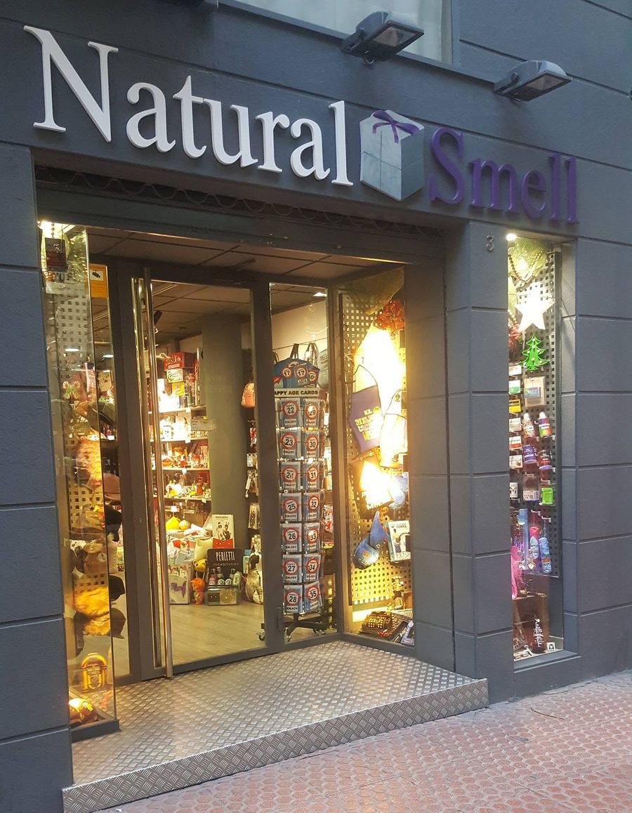 Fachada de Natural Smell en la calle San Ramón 3 de Barbastro